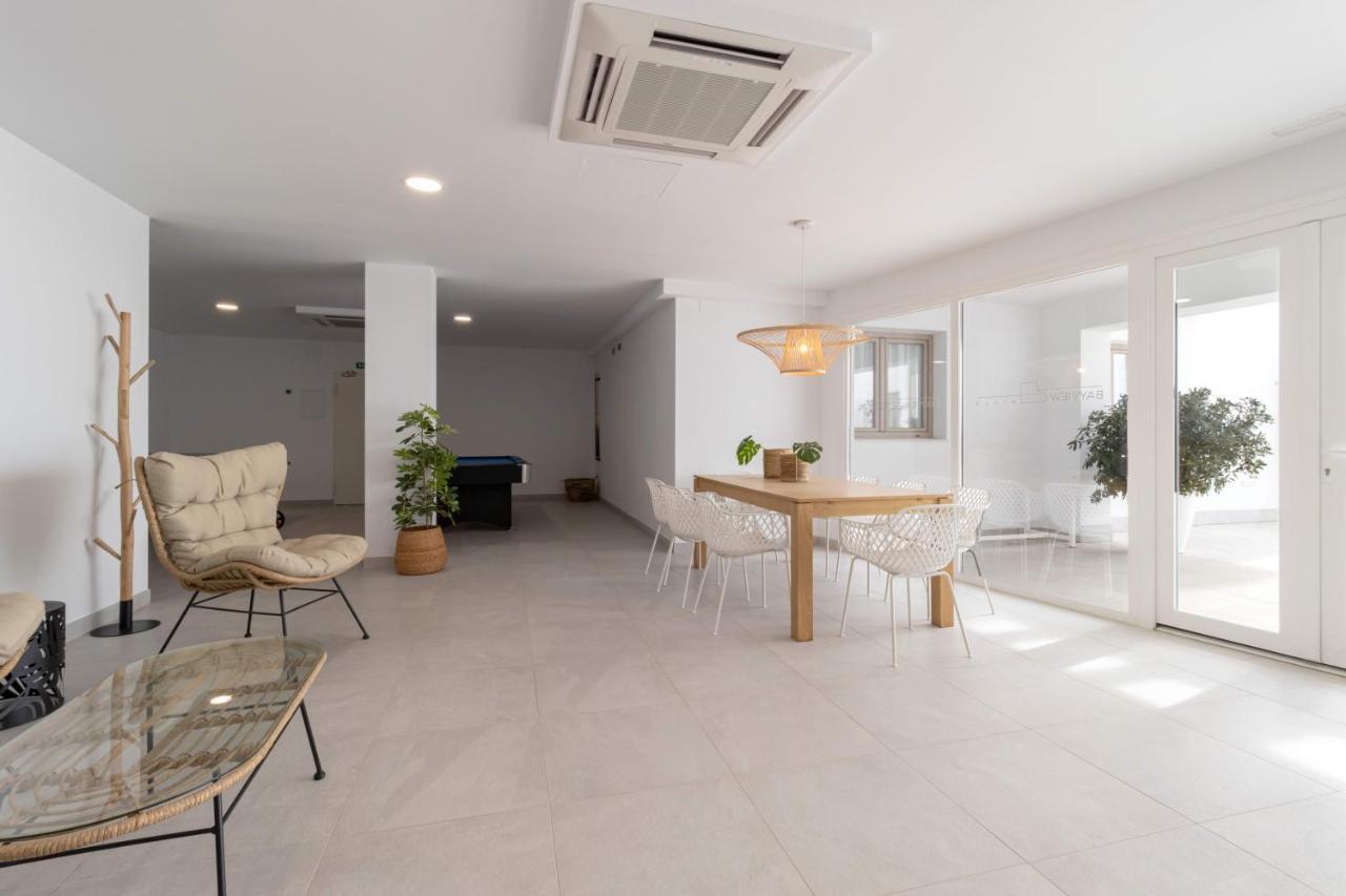 Bayview Hills, Luxury 2 Bedroom Apartment Торрокс Екстер'єр фото