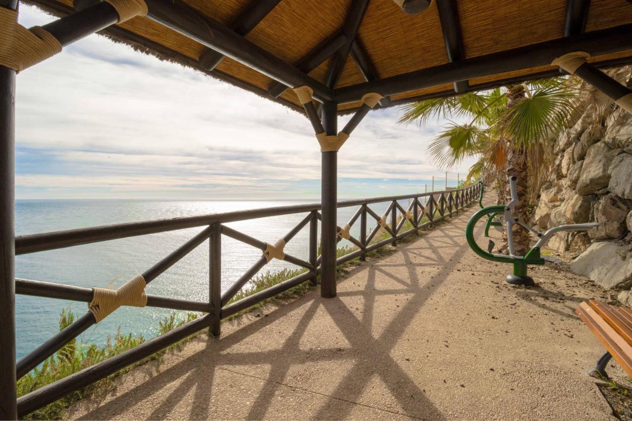 Bayview Hills, Luxury 2 Bedroom Apartment Торрокс Екстер'єр фото